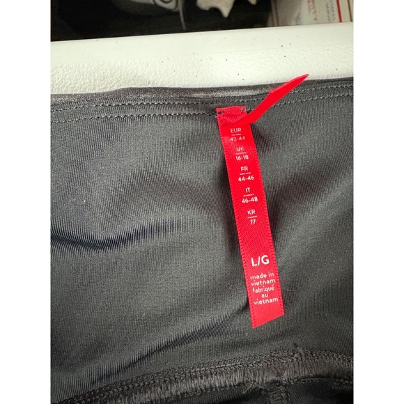 Spanx Faux Leather Moto Leggings High Waisted Sculpting Black L/G - Picture 2 of 5